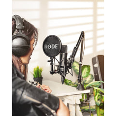 Rode NT1 Kit Cardioid Condenser Microphone with SM6 Shock Mount and Pop Filter